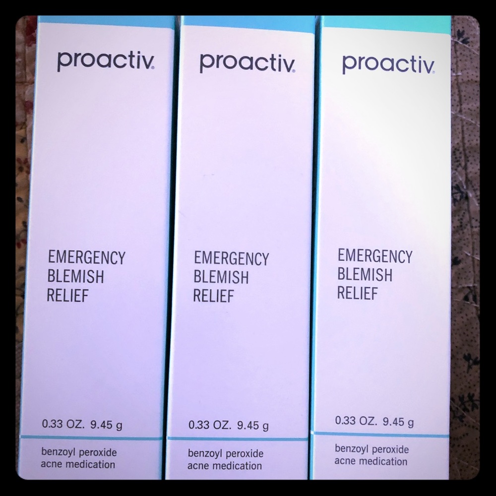 3 Proactiv Emergency Blemish Relief acne treatment